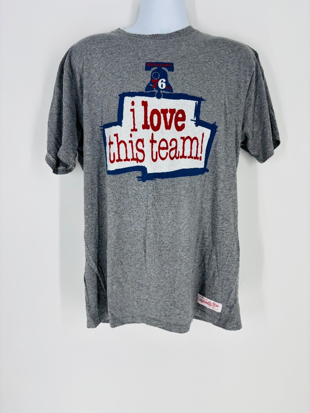 NWT Mitchell & Ness Men's Philadelphia 76ers "I Love This Team" T-Shirt Size: XL